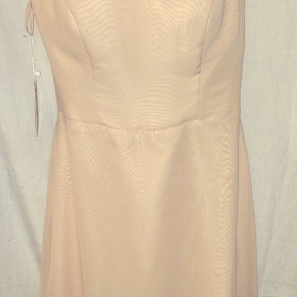 Elegant Cream Sleeveless Dress